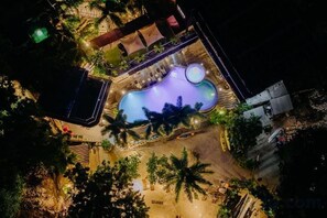 Unclassified image, 4 of 7, button - Bugana Beach and Dive Resort (Negros Occidental)