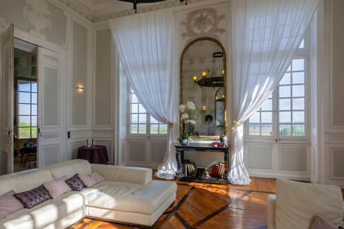 Chambre Art Déco — Raffinement des années 1920
