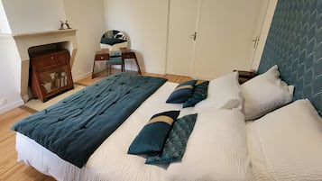 1 habitación, wifi y ropa de cama
