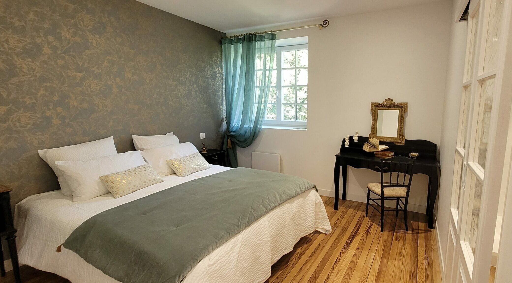 1 habitación, wifi y ropa de cama 