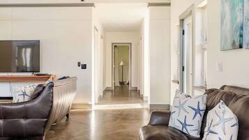 TV, DVD player, offices