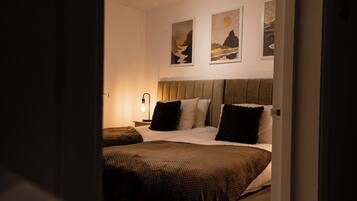 2 bedrooms, bed sheets