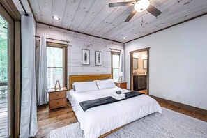 5 chambres, fer et planche à repasser, Wi-Fi gratuit, draps fournis