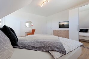 3 habitaciones, tabla de planchar con plancha y wifi gratis 