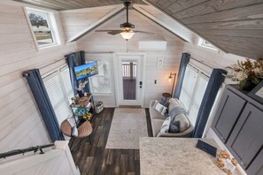 TV, offices - Little Blue Haus with Hot Tub! (Fredericksburg)