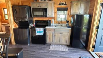 Micro-ondes, four, plaque de cuisson