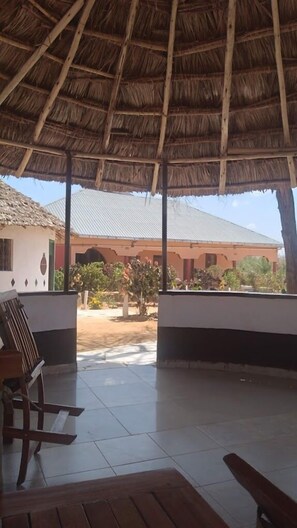 Interior - Hoyjiifka Holale Resort (Moyale)