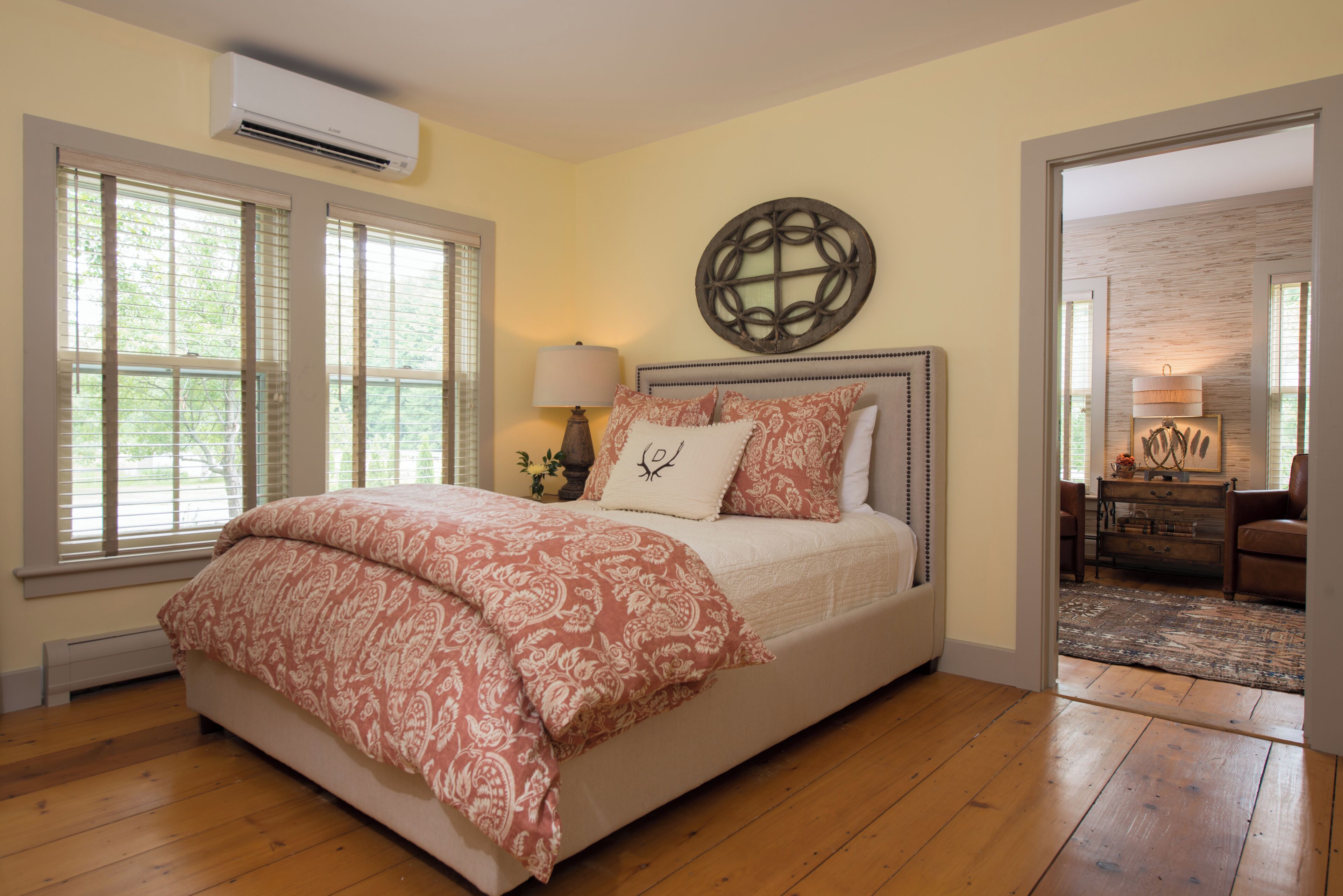 Deluxe Room, 1 Queen Bed, Non Smoking