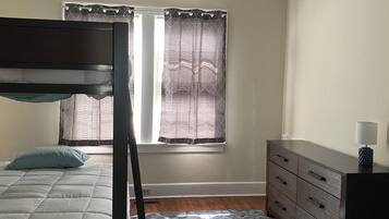 3 bedrooms, WiFi, bed sheets