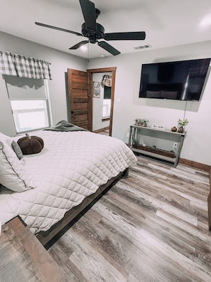 3 bedrooms, WiFi, bed sheets