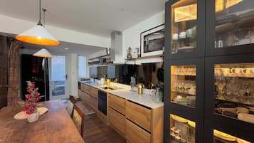 Cottage | Interior