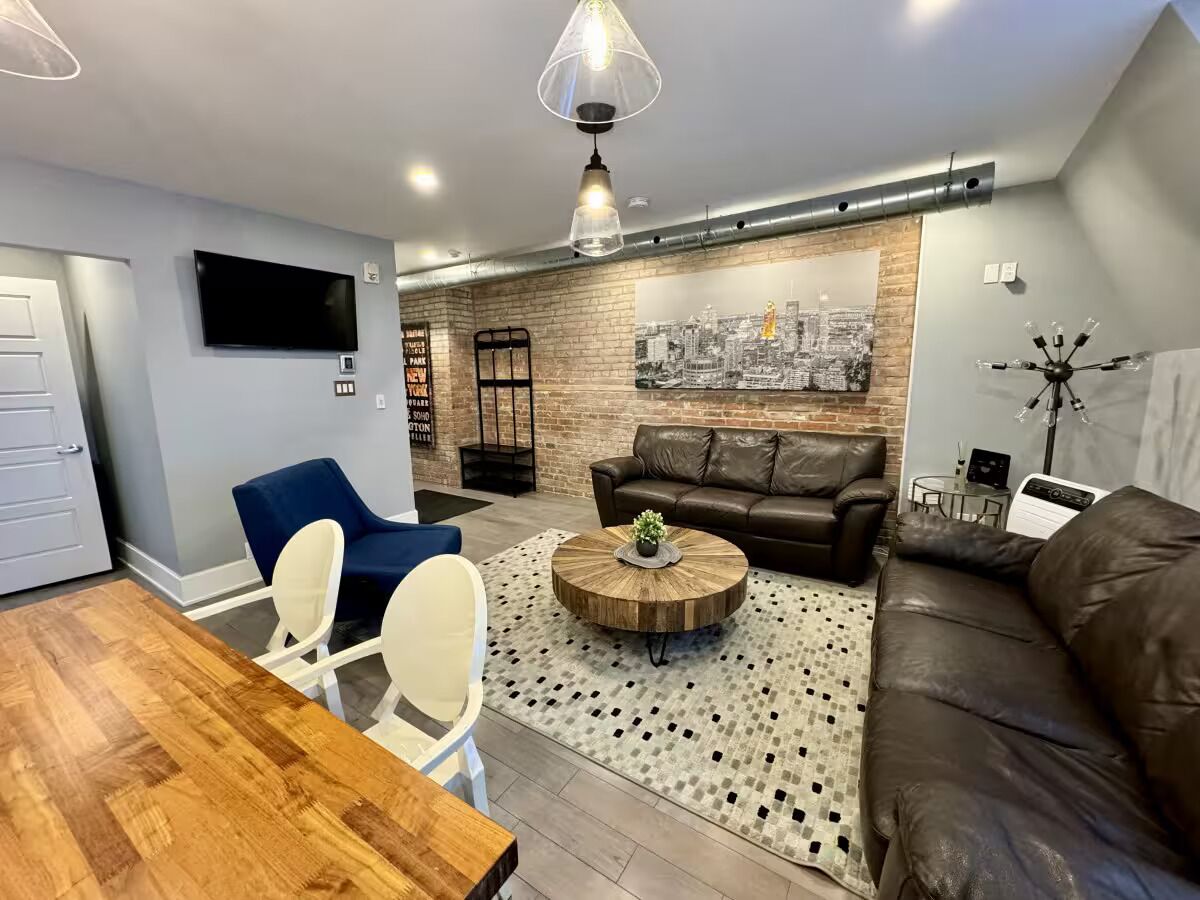 Family Apartment, City View | Living area