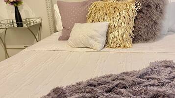 3 間睡房、上網、床單