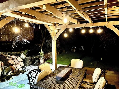 Enjoyable House with Big Backyard