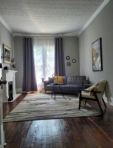 Charming 1-bedroom upstairs apartment in brilliant Dublin, GA