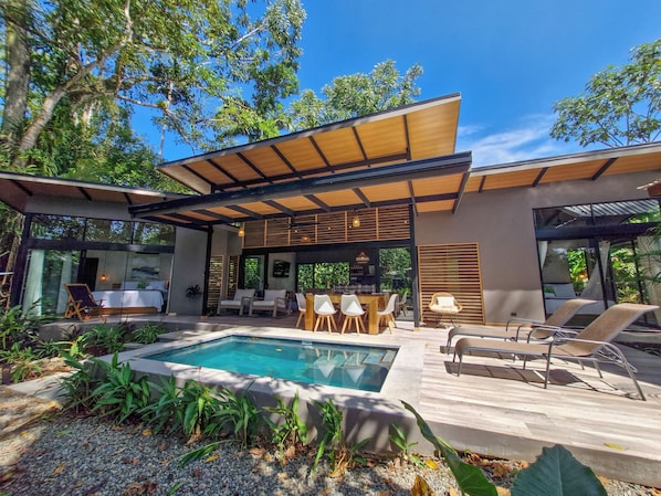 Front of property - Villa Asencia (Punta Uva)