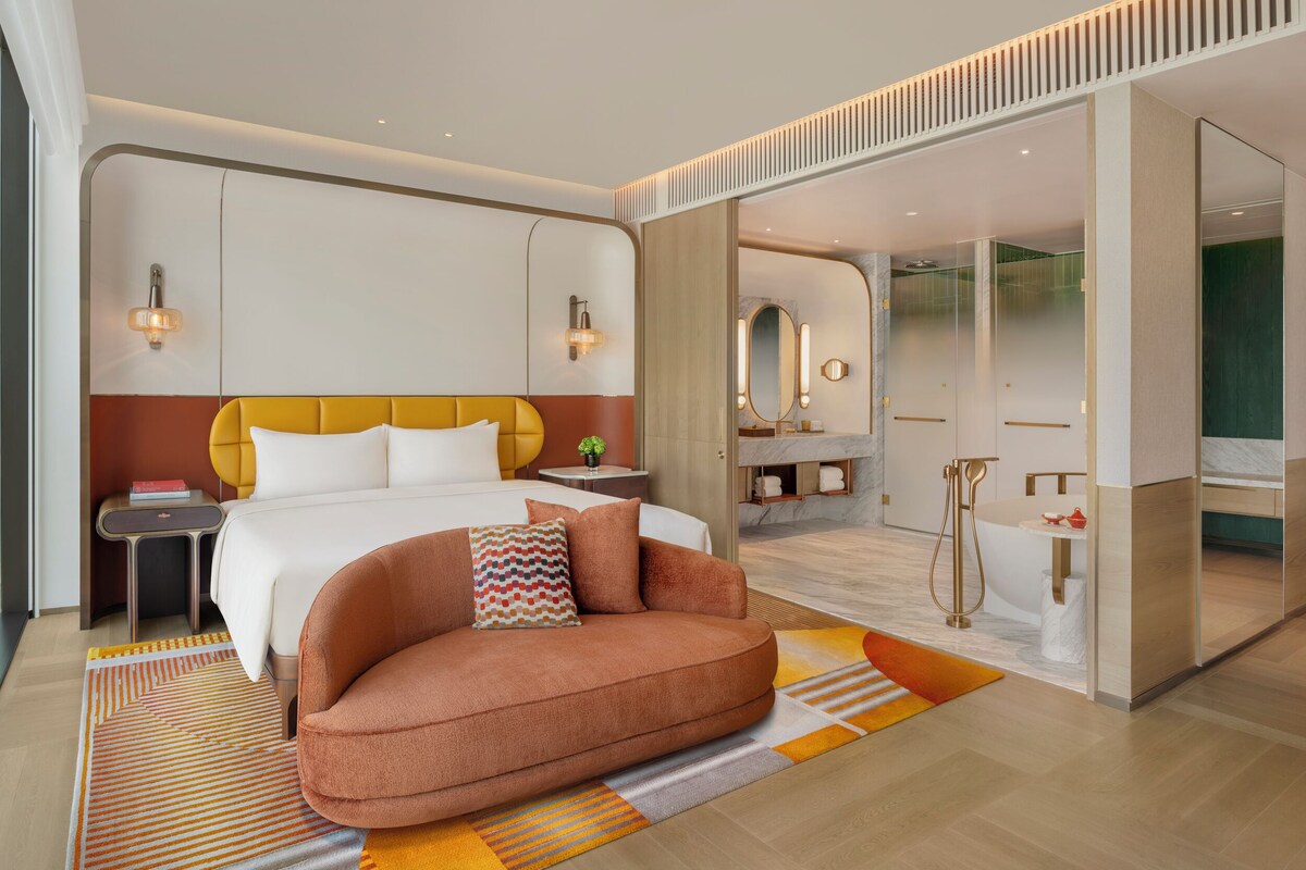 Deluxe Suite, 1 King Bed (Andaz) | Minibar (some free items), in-room safe, desk, laptop workspace