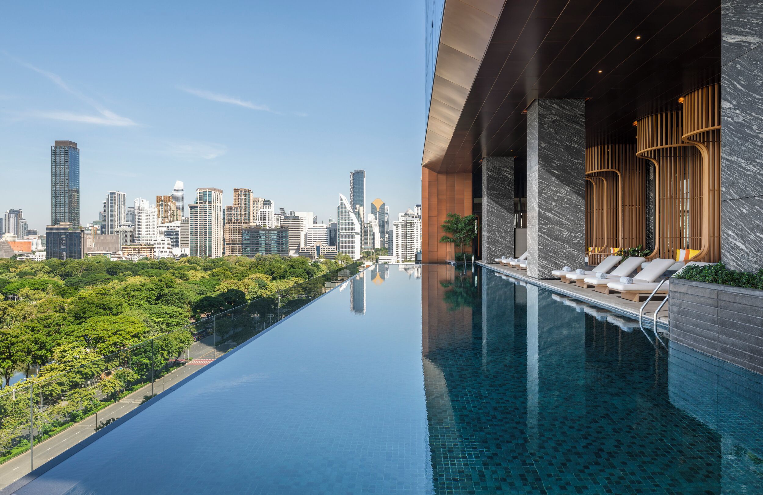 Outdoor pool, free cabanas