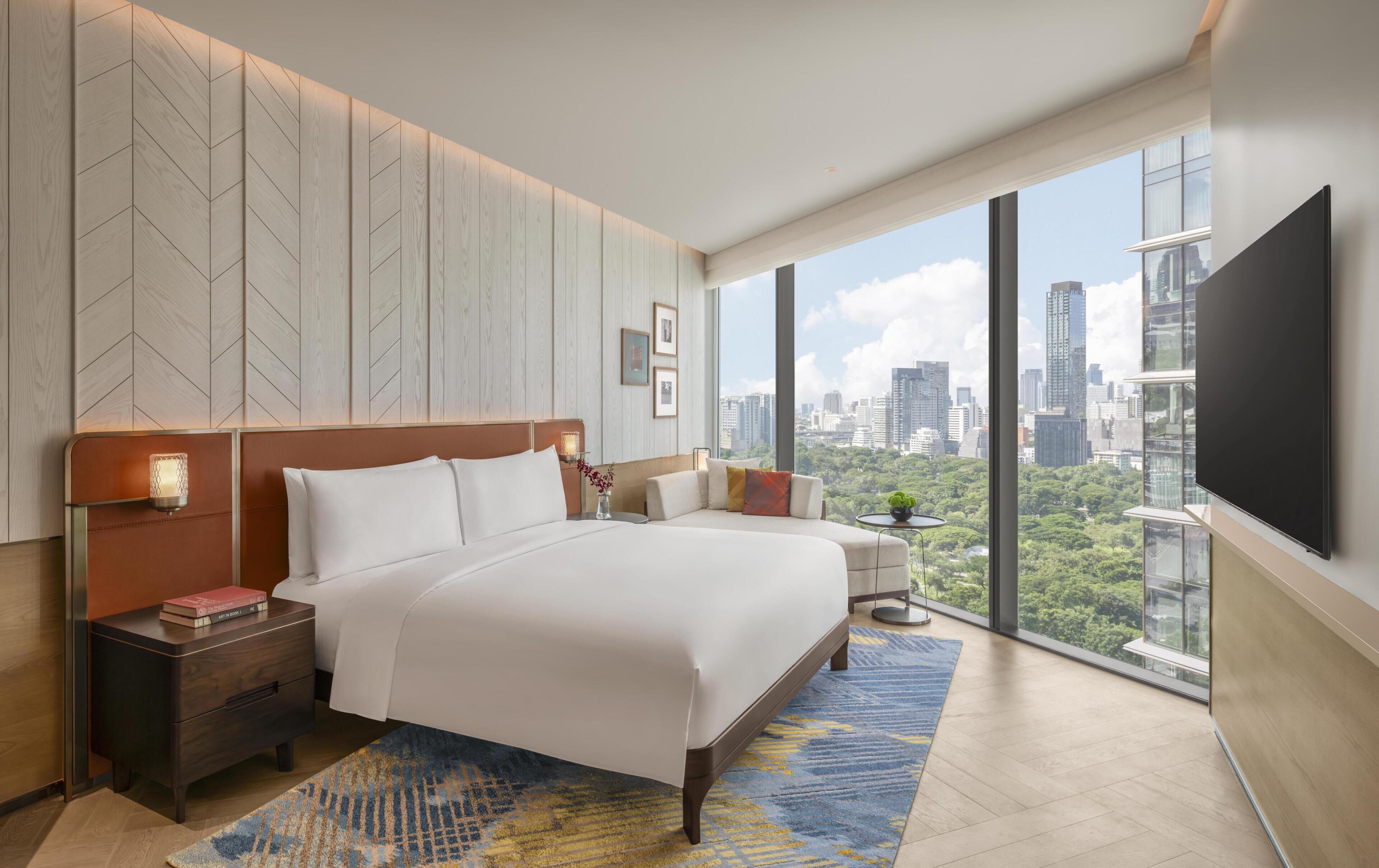 Habitación, 1 cama King size, vista al parque (Boulevard) | Artículos del minibar gratis y caja de seguridad en la habitación 