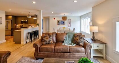 Harlow Suite at 109 Main