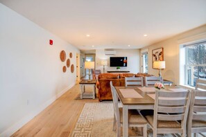 Interior - Taber Suite at 109 Main (Stowe)