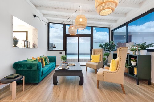 Vacation Home 'Esencia House Bajo Las Estrellas' with Mountain View, Private Pool and Wi-Fi