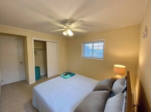 2 soverom, strykejern/-brett, wi-fi og sengetøy