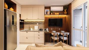 Studio | Blackout curtains, iron/ironing board, free WiFi