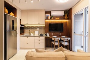 Studio | Blackout curtains, iron/ironing board, free WiFi