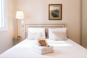 Studio | Blackout curtains, iron/ironing board, free WiFi - Prisma Pinheiros (São Paulo)