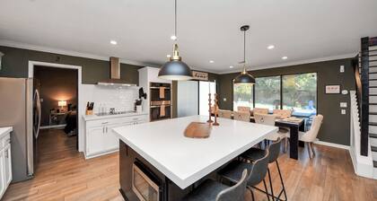 Luxurious Modern Retreat | 8BR Pool + Arcade