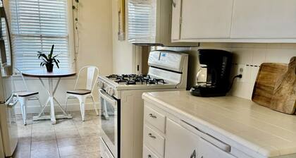 The Lenox House
Come and Stay