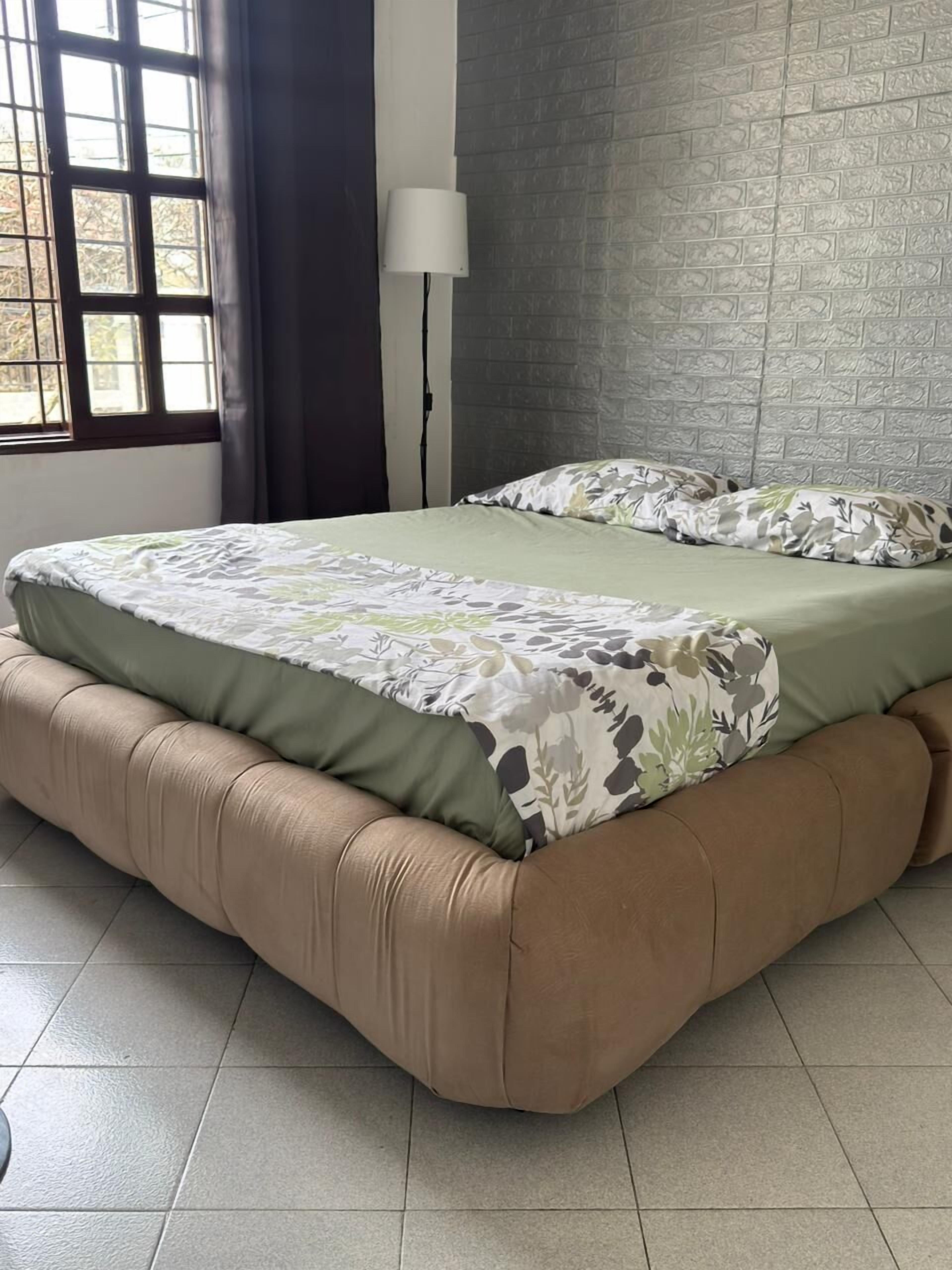 Double Room, Garden View | Blackout drapes, iron/ironing board, free WiFi