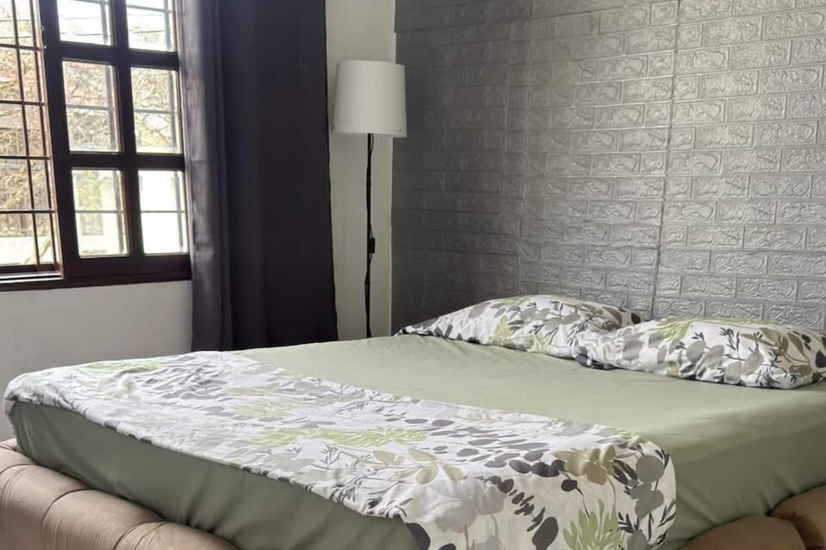 Blackout curtains, iron/ironing board, free WiFi