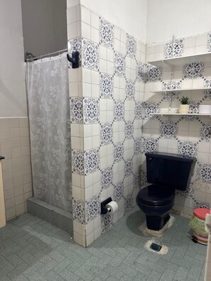 غرفة عائلية | حمام