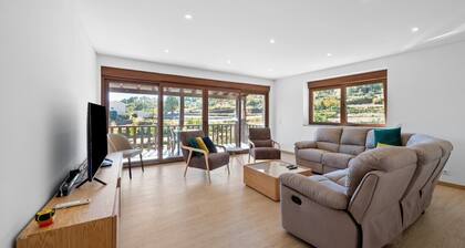 Bed and Breakfast 'Vénus' mit Bergblick und beheiztem Pool