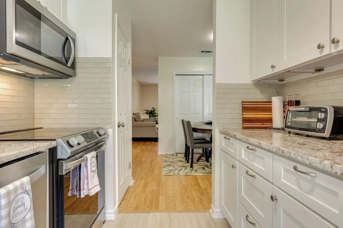 Micro-ondas, fogão, cooktop, lava-louças