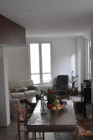 Living area - 5-bedroom triplex in the Ménilmontant district of Paris (Paris)