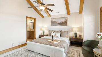3 bedrooms, iron/ironing board, Internet, bed sheets