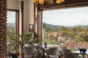 Unclassified image, 3 of 36, button - The Manor Villas - Dong Da (Dalat)