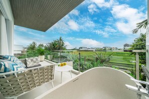 Property grounds - New Modern 4BR Canggu Villa/Rooftop/Pool/View (tabanan)