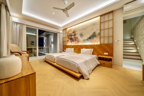 4 quartos, cofres nos quartos, ferros/tábuas de passar roupa, Wi-Fi