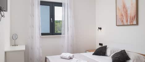 Apartment (Apartment Infinity with Hot Tub)