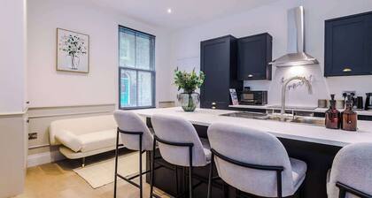 Luxury 3 Bed | York Historic Centre | Sleeps 6