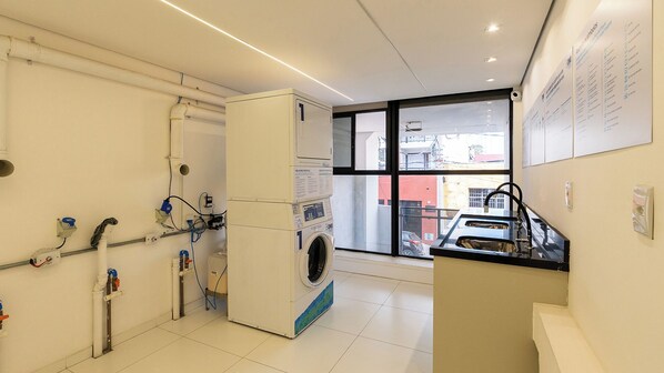 Laundry room - Movi Life Torre 2 (São Paulo)