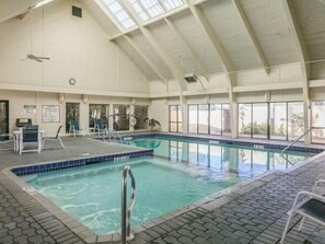 Indoor pool - Summer House 406B with Balcony (Orange Beach)
