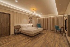 Room - Phoenix Resort (Rajkot)