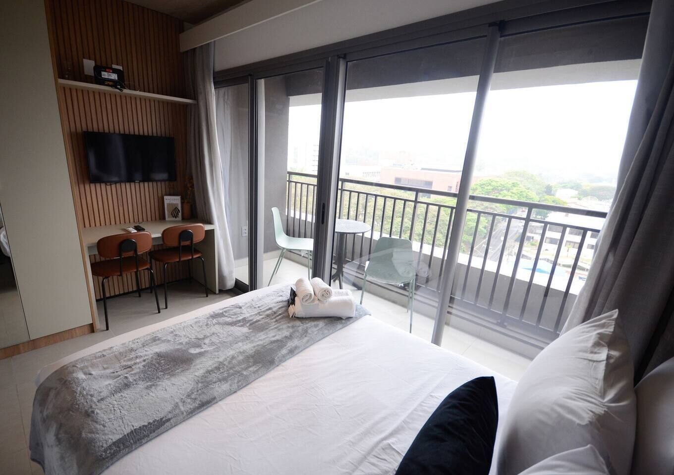 经典开间 | 免费 WiFi