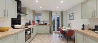 2 Bed Stay Near Durham and Local Attractions