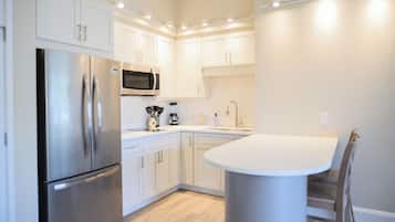 Microwave, stovetop